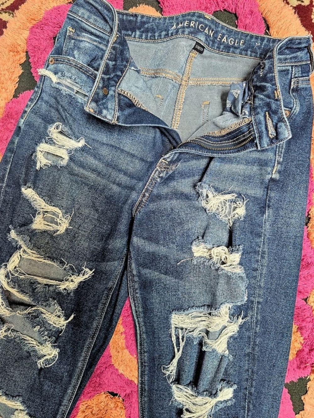 American Eagle Ripped Mom Jeans
